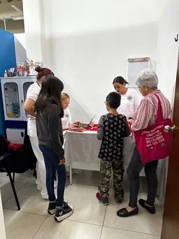 Tomas de muestra en clínicas y centros de atención